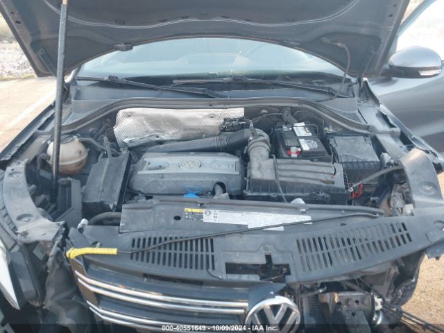 WVGAV7AX8GW502459 Volkswagen TIGUAN S