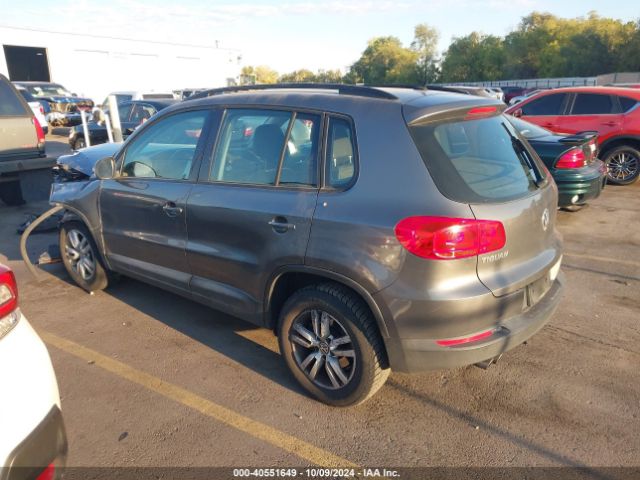 WVGAV7AX8GW502459 Volkswagen TIGUAN S
