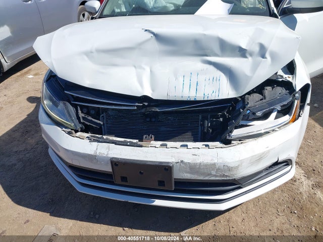 3VW2B7AJXHM217662 Volkswagen Jetta 1.4t S