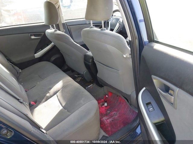 Toyota Prius Two 2014 JTDKN3DU3E0392407 Image 8