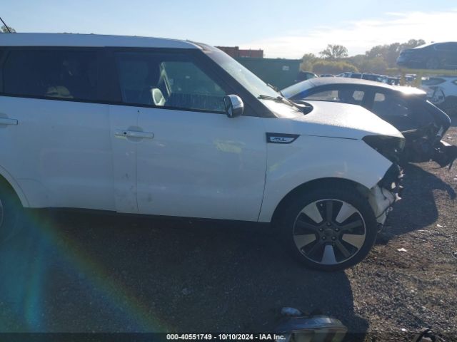 KNDJX3A56F7191743 KIA Soul !