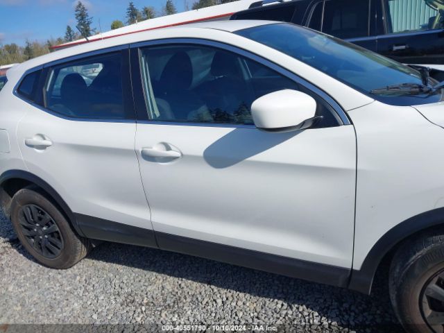 JN1BJ1CR7KW339122 Nissan Rogue Sport S