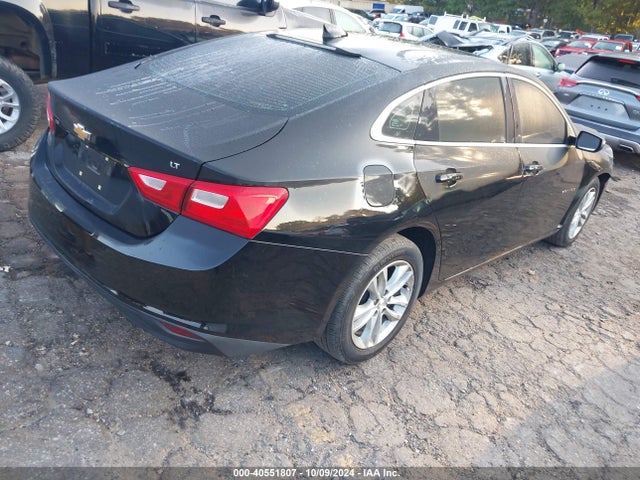 Chevrolet MALIBU LT 2018 1G1ZD5ST9JF268584 Image 4