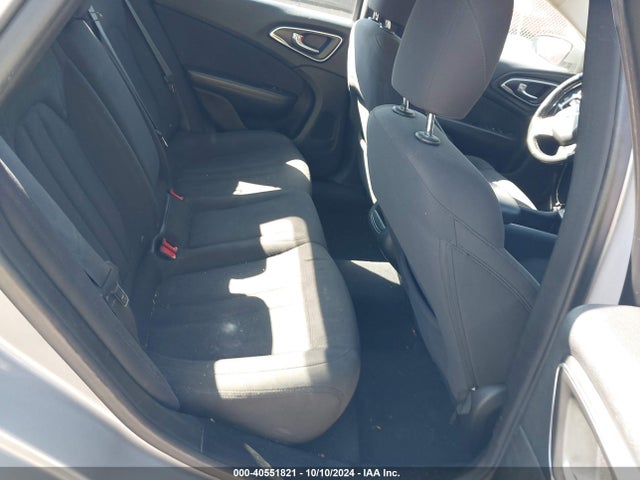 1C3CCCAB6FN638050 Chrysler 200 Limited