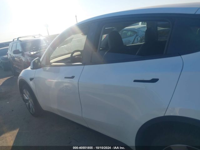 7SAYGDEE6PA184740 Tesla Model Y