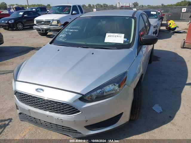 1FADP3E25JL216344 Ford FOCUS S