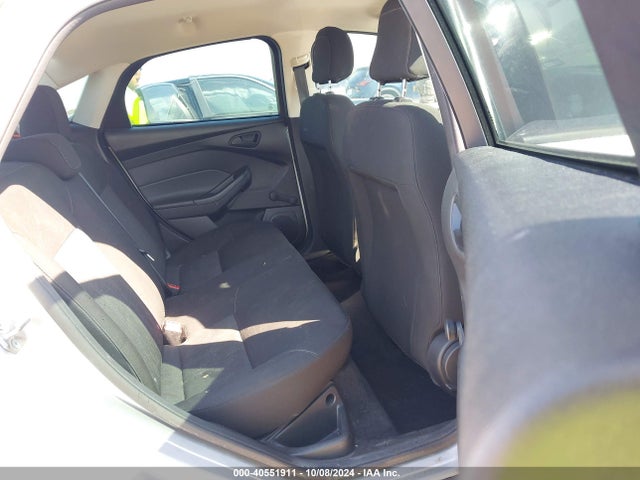 Ford FOCUS S 2018 1FADP3E25JL216344 Image 8