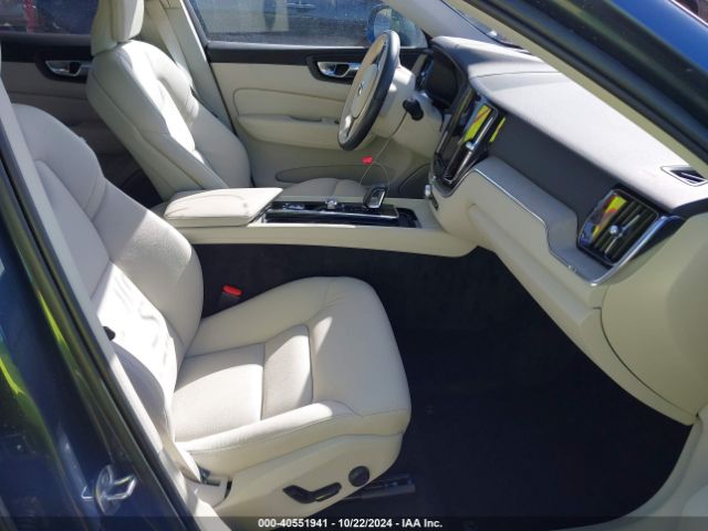 YV4L12REXP1331528 Volvo Xc60 B5 Plus Bright Theme