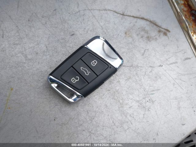 3VW9T7BUXRM003745 Volkswagen Jetta Gli 40th Anniversary Edition