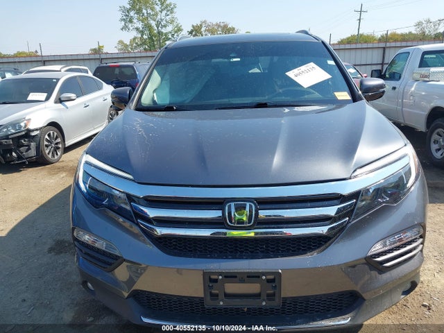 Honda Pilot Touring 2017 5FNYF6H96HB090047 Image 12