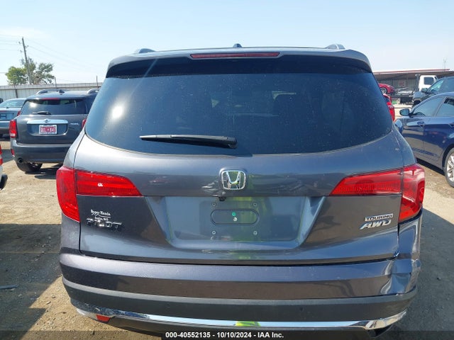 Honda Pilot Touring 2017 5FNYF6H96HB090047 Image 16