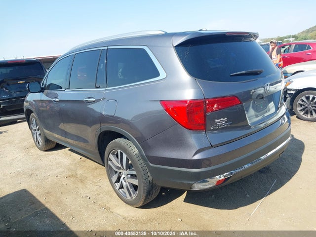 Honda Pilot Touring 2017 5FNYF6H96HB090047 Image 3