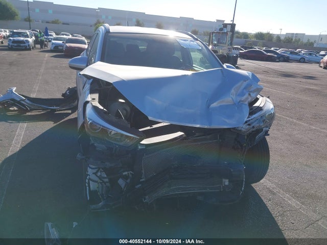 KM8J33A42HU587249 Hyundai TUCSON SE
