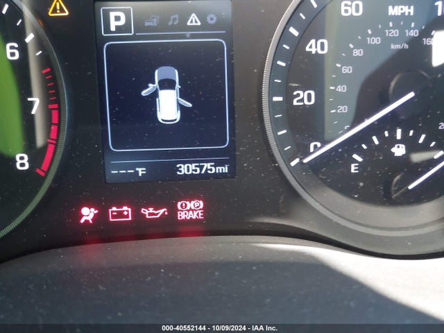 KM8J33A42HU587249 Hyundai TUCSON SE