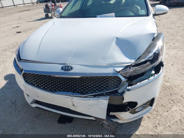 KNALB4J17H5044739 KIA Cadenza Premium