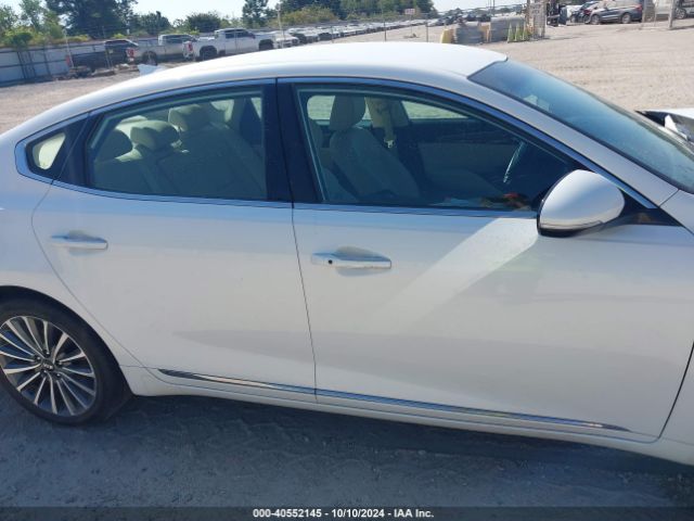 KNALB4J17H5044739 KIA Cadenza Premium