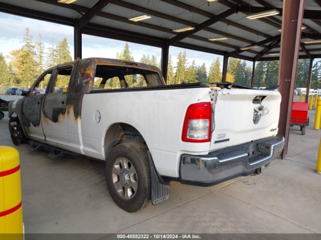 3C6UR5ML6KG572866 RAM 2500 Big Horn  4x4 6'4 Box