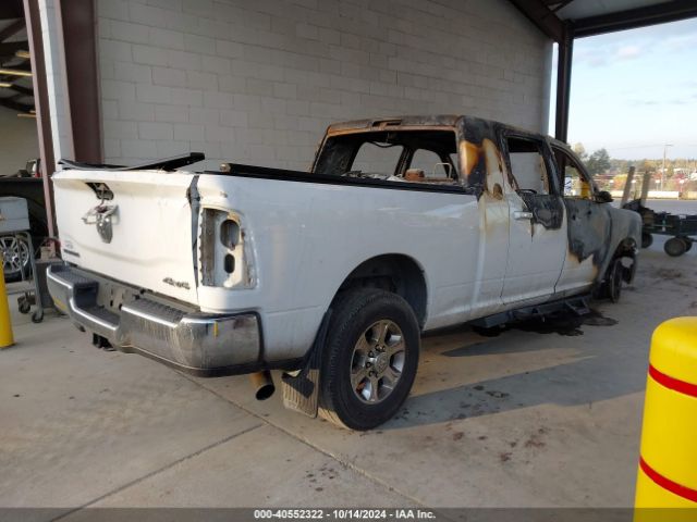 3C6UR5ML6KG572866 RAM 2500 Big Horn  4x4 6'4 Box