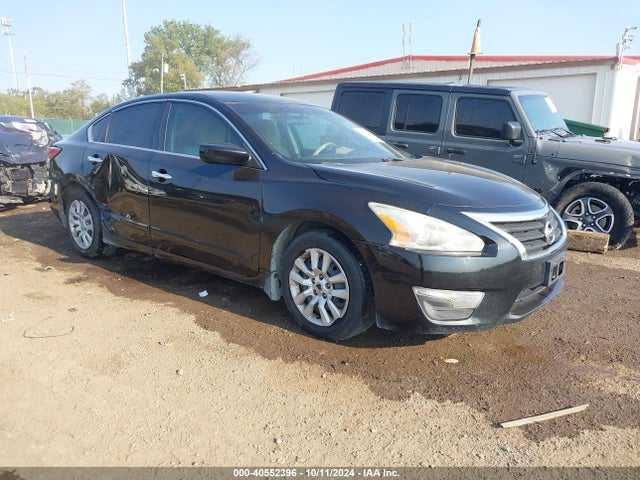 Nissan Altima 2.5 S 2015 1N4AL3AP7FC147485 Image 1