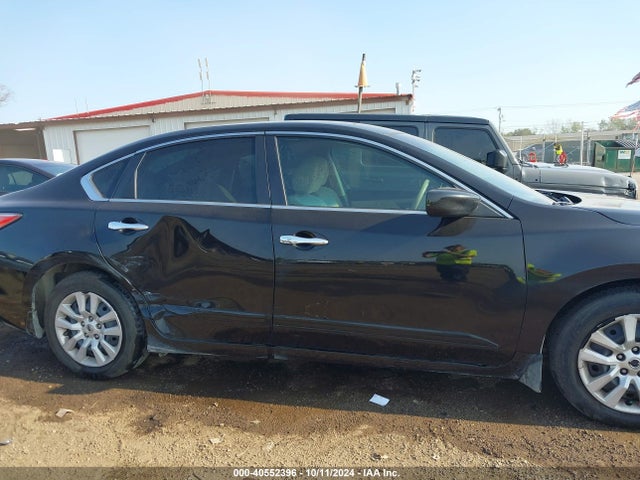 Nissan Altima 2.5 S 2015 1N4AL3AP7FC147485 Image 13