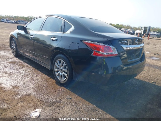 Nissan Altima 2.5 S 2015 1N4AL3AP7FC147485 Image 3