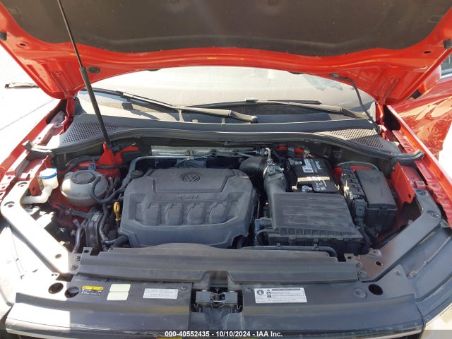 3VV3B7AX5JM038738 Volkswagen Tiguan 2.0t Se/2.0t Sel