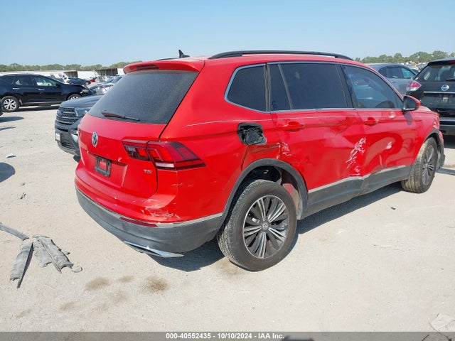 3VV3B7AX5JM038738 Volkswagen Tiguan 2.0t Se/2.0t Sel
