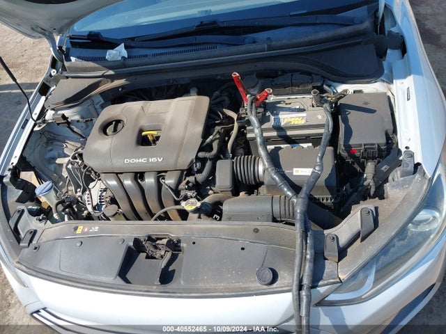 Hyundai ELANTRA SE 2017 5NPD84LF5HH130890 Image 10
