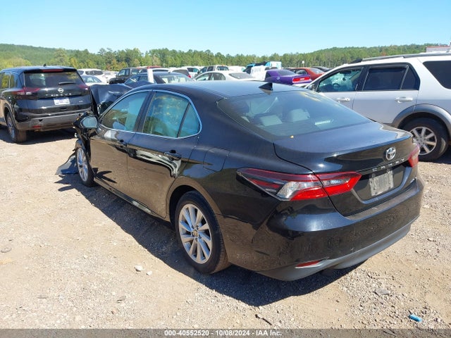 Toyota CAMRY LE 2023 4T1C11AK8PU750289 Image 3
