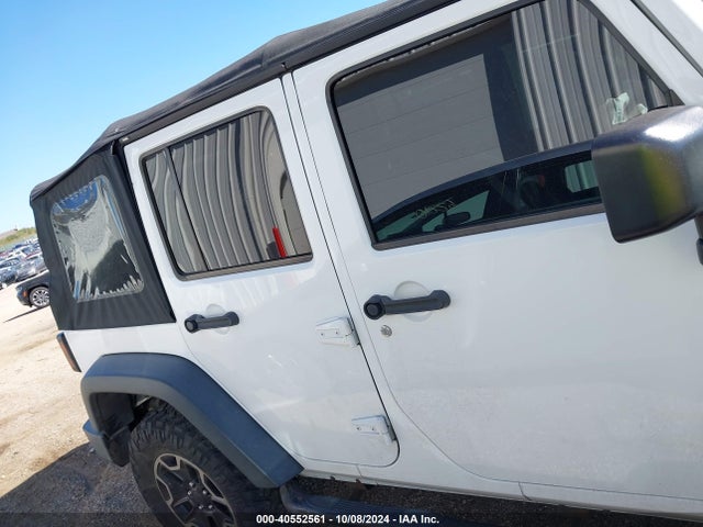 1C4BJWDG0FL746679 Jeep Wrangler Unlimited Sport