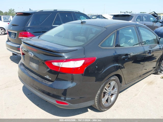 Ford FOCUS SE 2014 1FADP3F27EL130098 Image 4