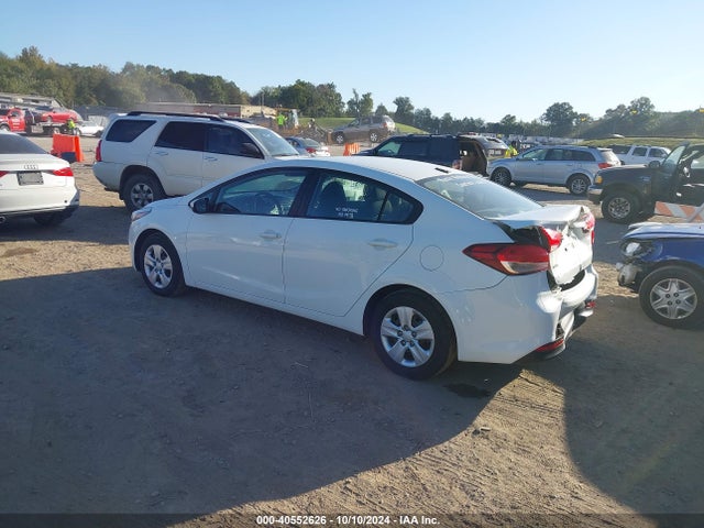 KIA FORTE LX 2017 3KPFK4A77HE093769 Image 3