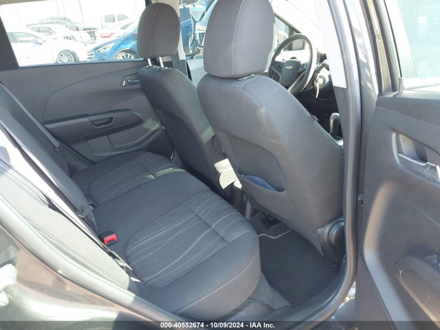 Chevrolet Sonic Lt Auto 2016 1G1JC6SH6G4112251 Image 8
