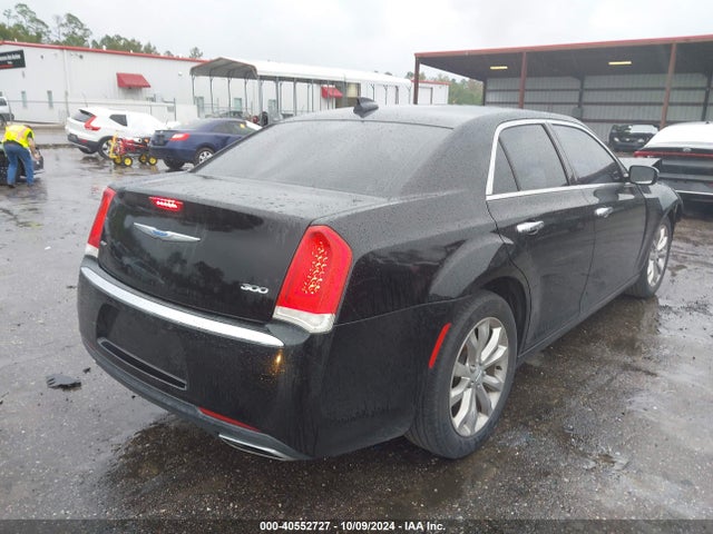 2C3CCAKG5JH177598 Chrysler 300 Limited Awd