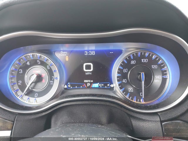 2C3CCAKG5JH177598 Chrysler 300 Limited Awd