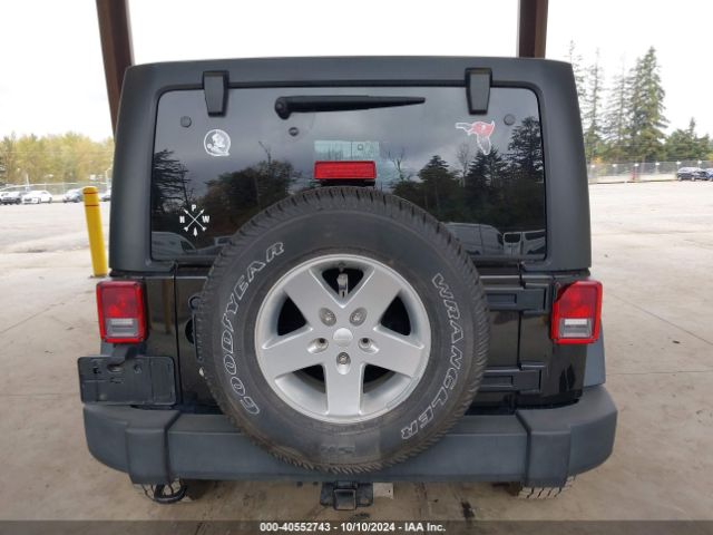 1C4BJWDG2EL177834 Jeep Wrangler Unlimited Sport