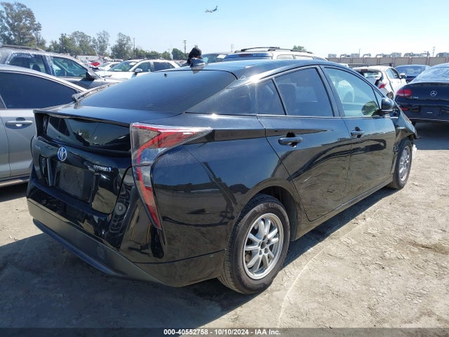 Toyota Prius Two 2016 JTDKBRFU1G3016170 Image 4