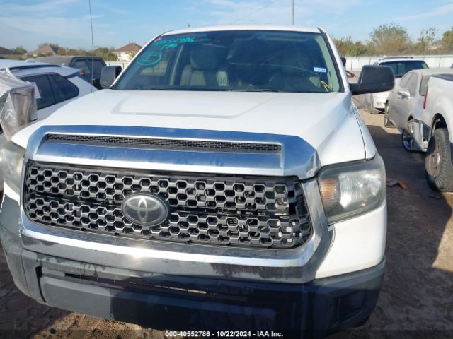 5TFRM5F13KX140496 Toyota Tundra Sr 4.6l V8