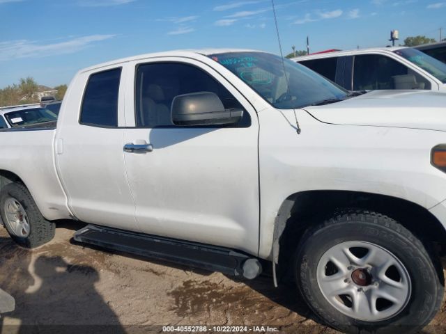 5TFRM5F13KX140496 Toyota Tundra Sr 4.6l V8