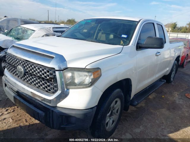 5TFRM5F13KX140496 Toyota Tundra Sr 4.6l V8