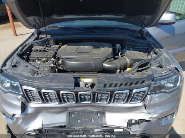 1C4RJEAG4JC322833 Jeep Grand Cherokee Laredo E 4x2