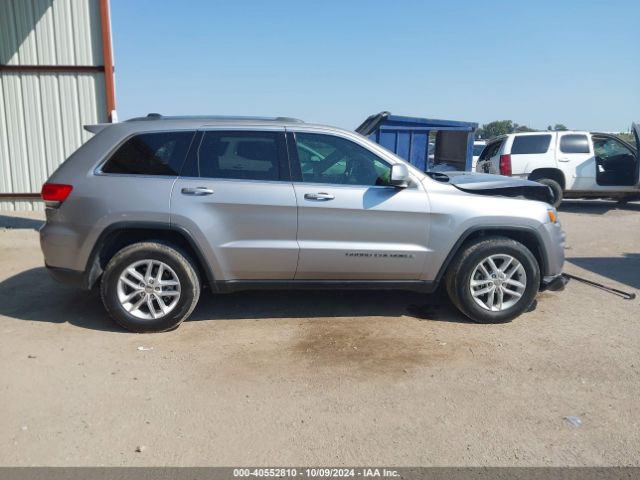 1C4RJEAG4JC322833 Jeep Grand Cherokee Laredo E 4x2