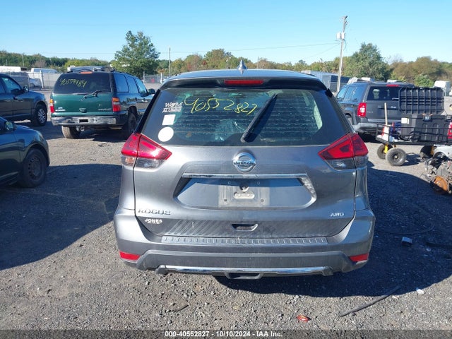 Nissan ROGUE S 2018 5N1AT2MV9JC756242 Image 17