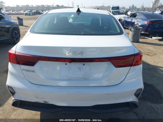 3KPF24AD9PE671181 KIA Forte Lxs