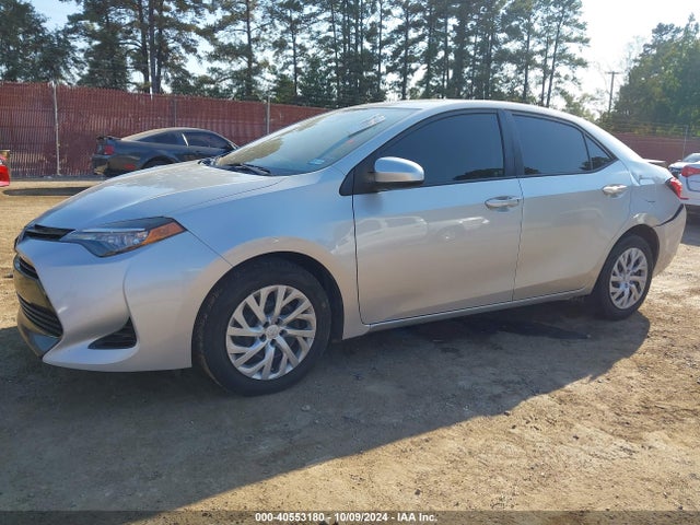 Toyota COROLLA LE 2017 5YFBURHE1HP607074 Image 2