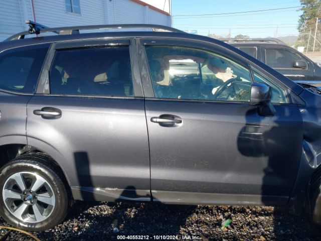 JF2SJAEC0JH431764 Subaru Forester 2.5i Premium
