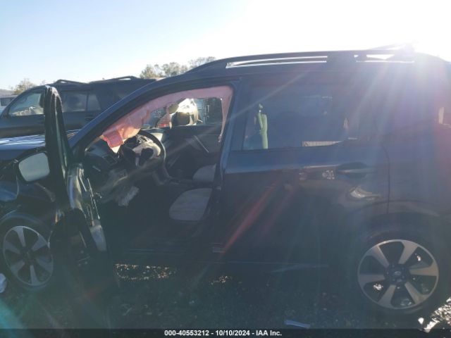 JF2SJAEC0JH431764 Subaru Forester 2.5i Premium