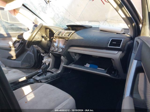 JF2SJAEC0JH431764 Subaru Forester 2.5i Premium