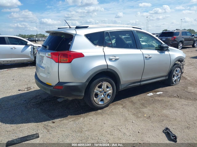 Toyota RAV4 LE 2014 JTMZFREV2EJ006933 Image 4