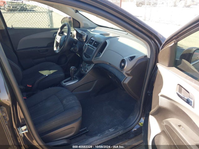 Chevrolet Sonic Lt Auto 2015 1G1JC6SH6F4219461 Image 5